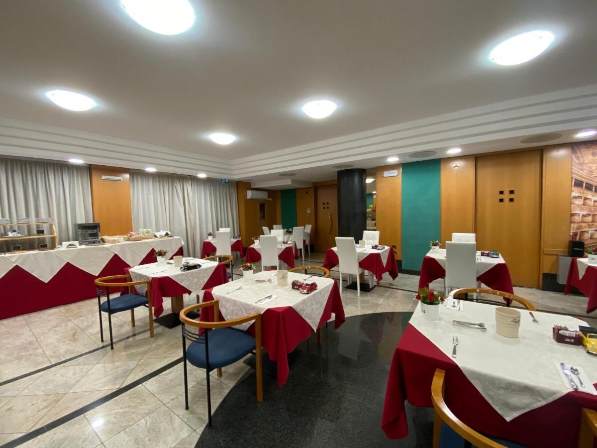 Hotel Casagrande Feltre Eksteriør bilde