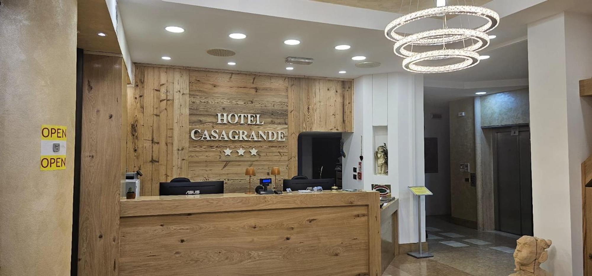 Hotel Casagrande Feltre Eksteriør bilde