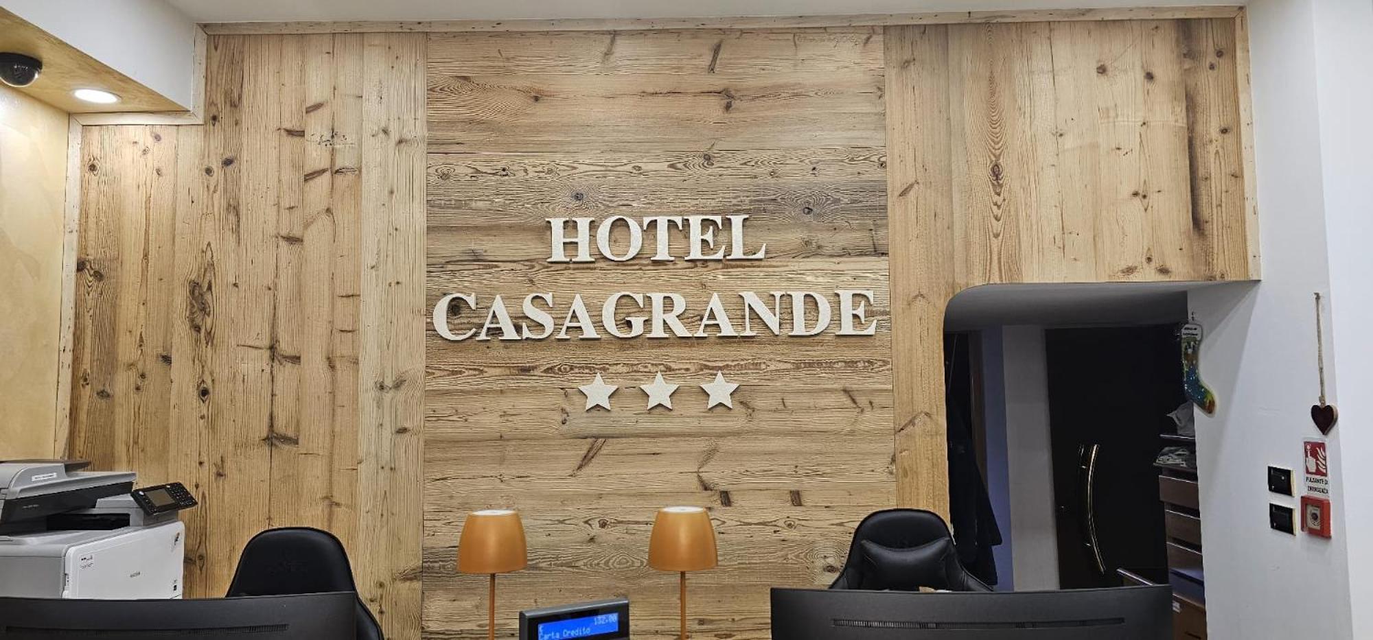 Hotel Casagrande Feltre Eksteriør bilde