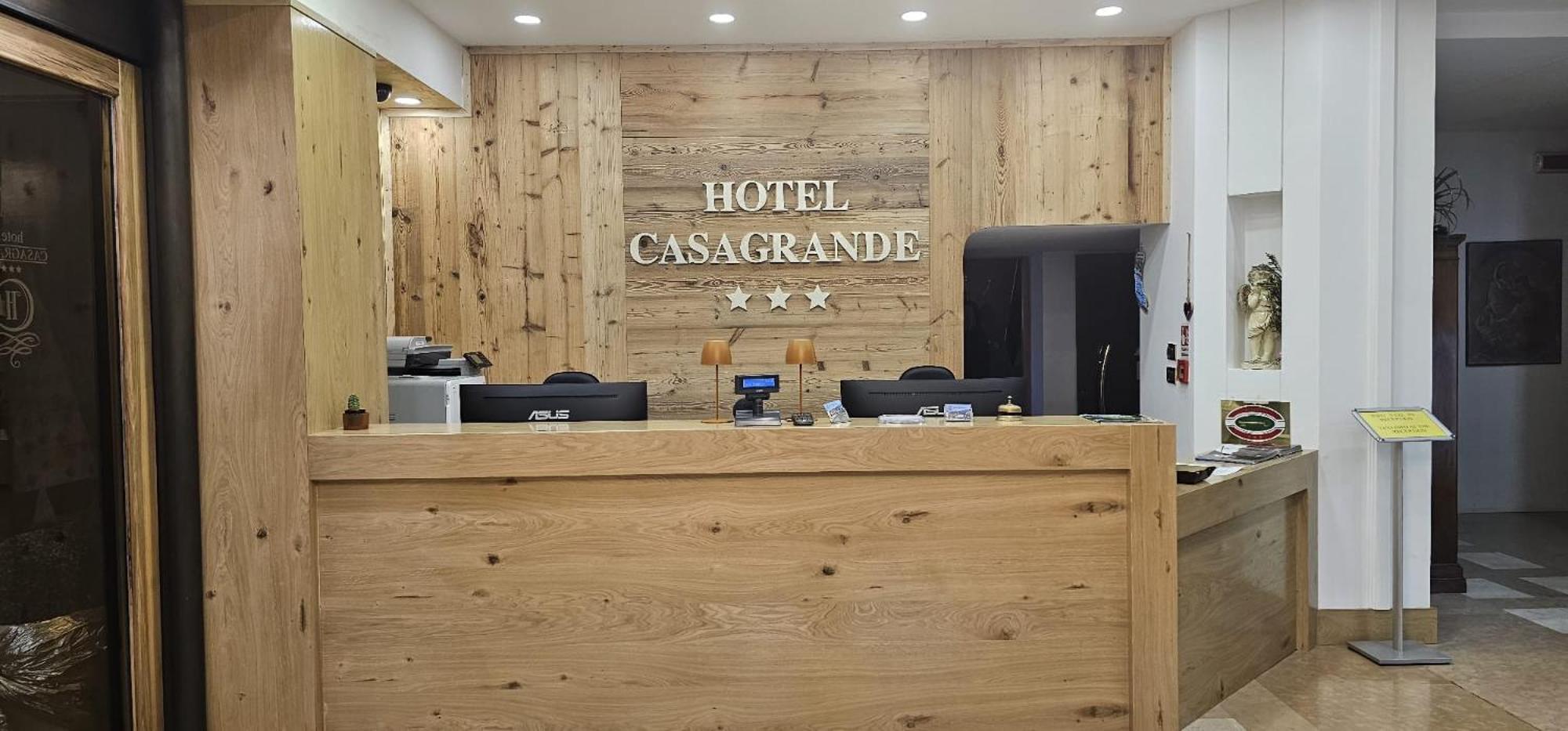 Hotel Casagrande Feltre Eksteriør bilde